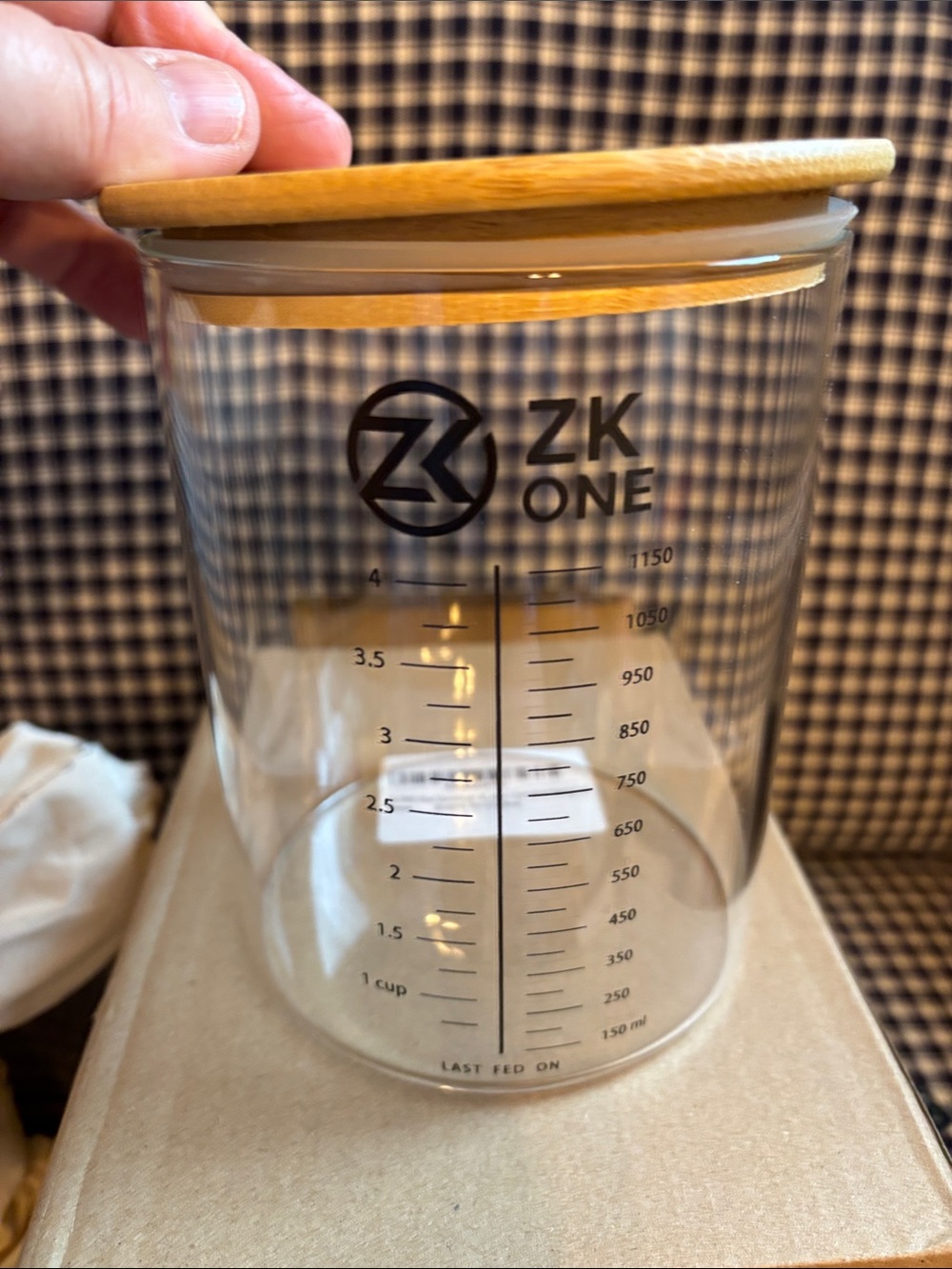Sourdough starter kit with Cotton proofing Basket - Picture 3 of 8